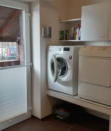 - Bis Zu 10 Personen Casa vacanze Uplengen